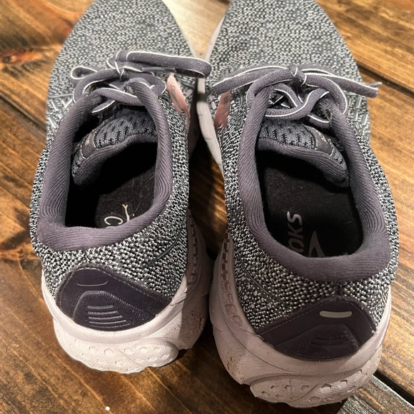 Brooks Adrenaline women’s athletic sneakers size 8, GUC, see pics, gray - Picture 8 of 11